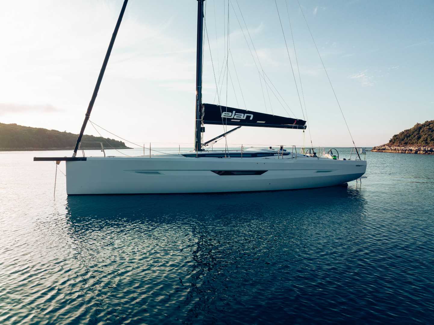 ELAN E6 SAILING STREAM