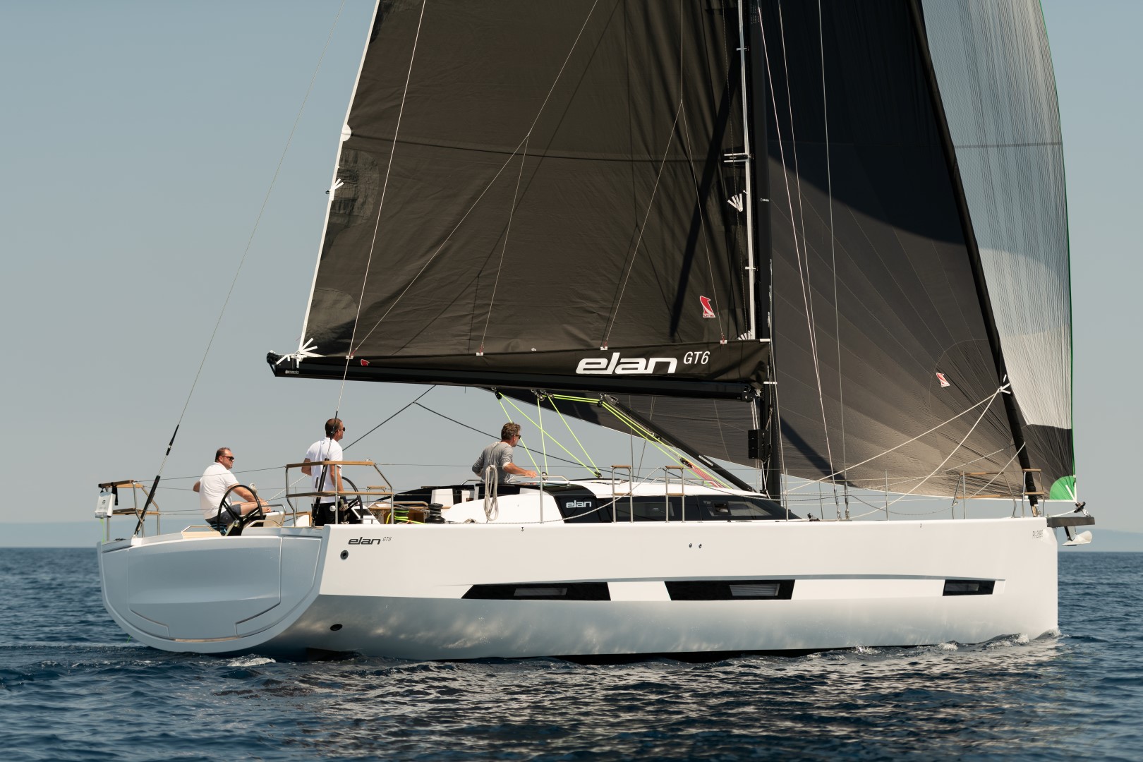 L'ELAN YACHTS GT6 à ANTIBES