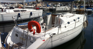 location voilier  Bénéteau Océanis 311 sailing stream Antibes Cannes