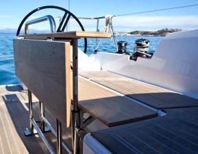 Elan GT5 sailing stream  french riviera antibes 