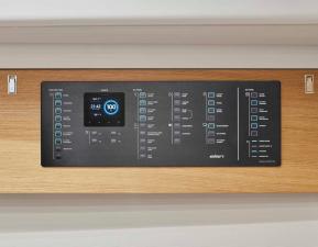 VOILIER ELAN YACHT E6 SAILING STREAM