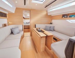 VOILIER ELAN YACHT E6 SAILING STREAM