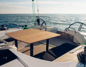 VOILIER ELAN YACHT E6 SAILING STREAM