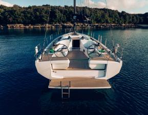 VOILIER ELAN YACHT E6 SAILING STREAM